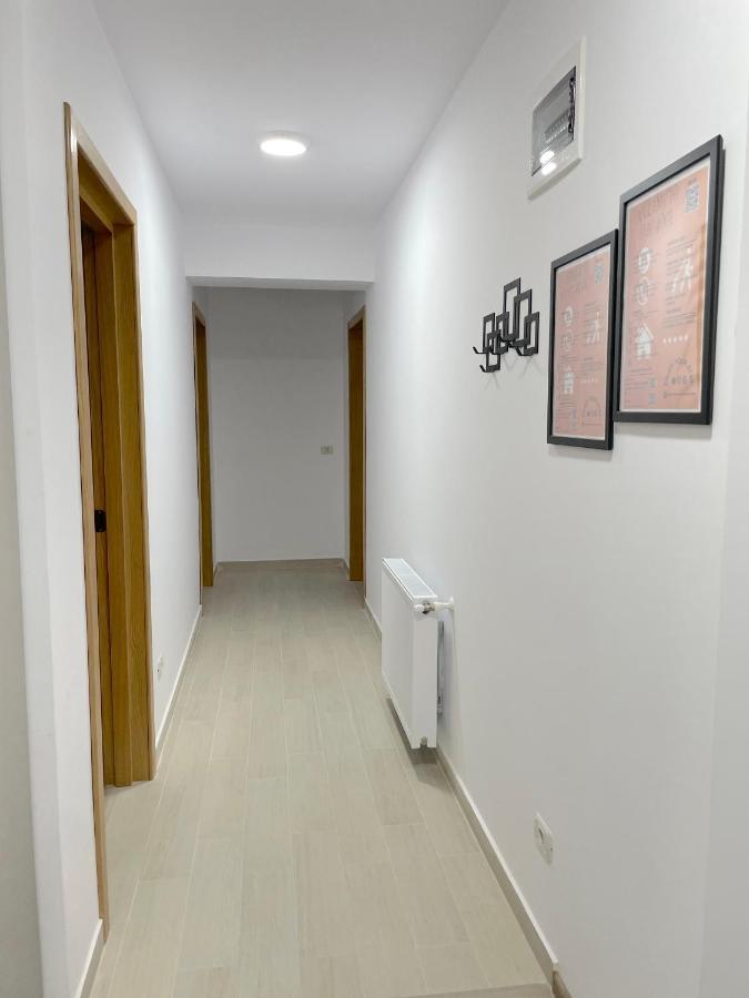 Cosy&Minimalistic Apartments - Haret Building Синая Екстериор снимка
