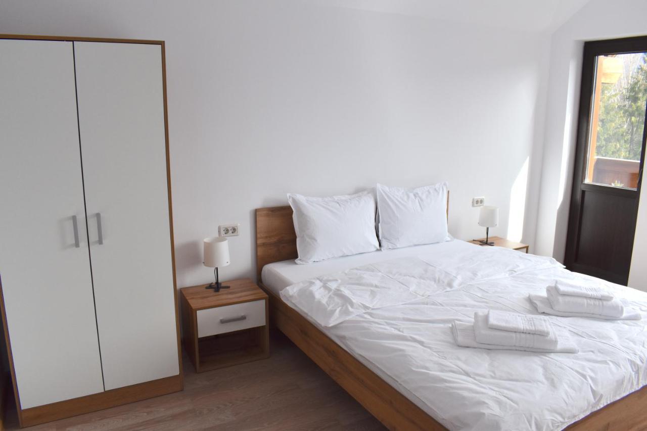 Cosy&Minimalistic Apartments - Haret Building Синая Екстериор снимка